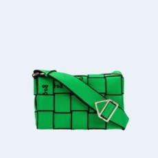 보테가 베네타 리버스 로고 위빙백